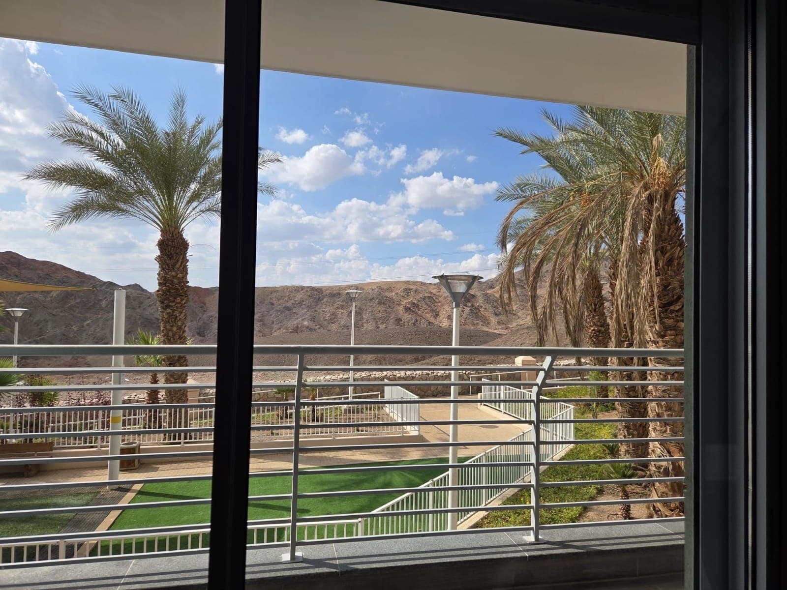 סוויטה יוקרתית ומפנקת במתחם בוטיק — תמונה 11