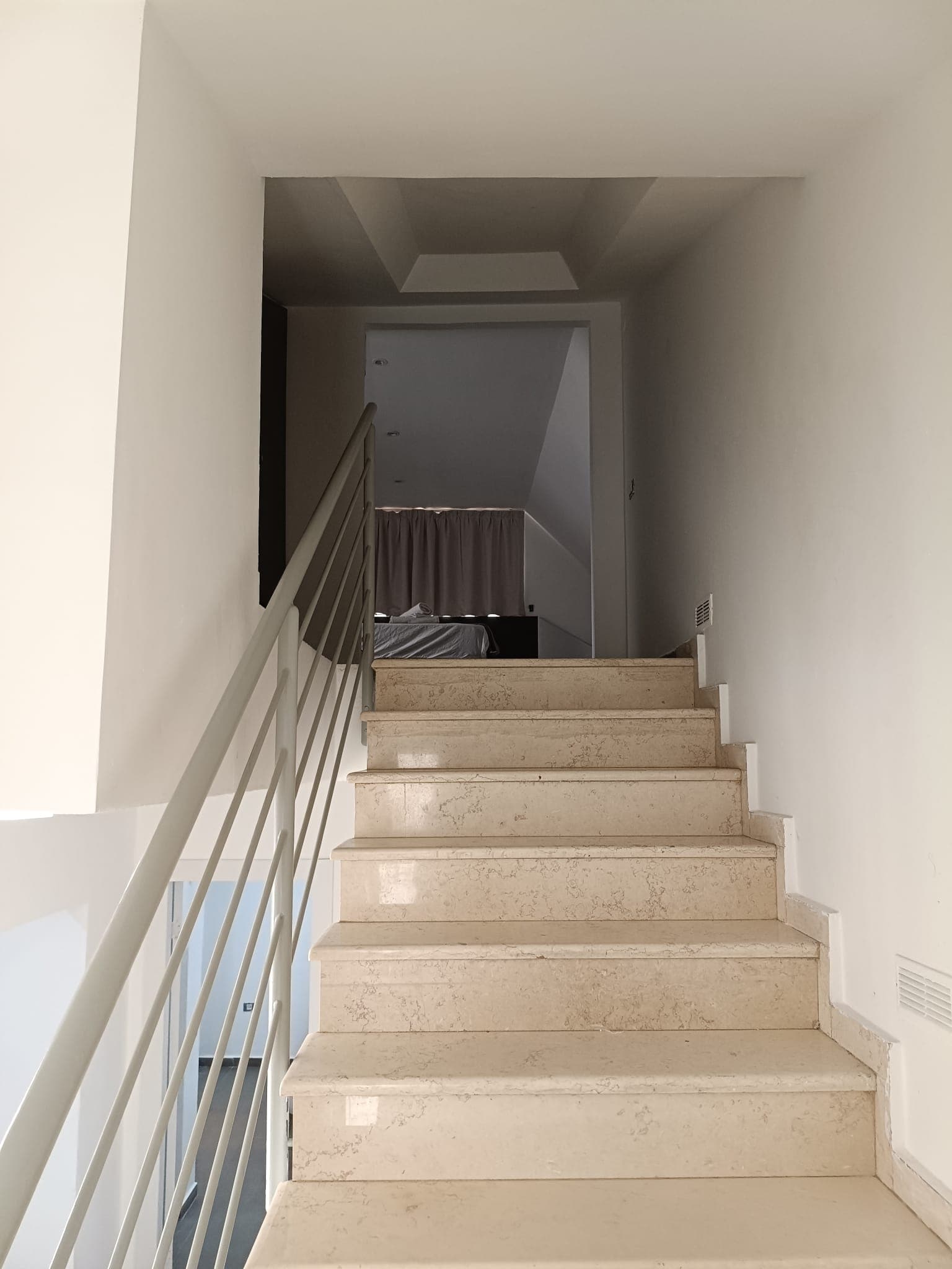 וילה עם בריכה ליד הים 5 חדרי שינה — תמונה 17