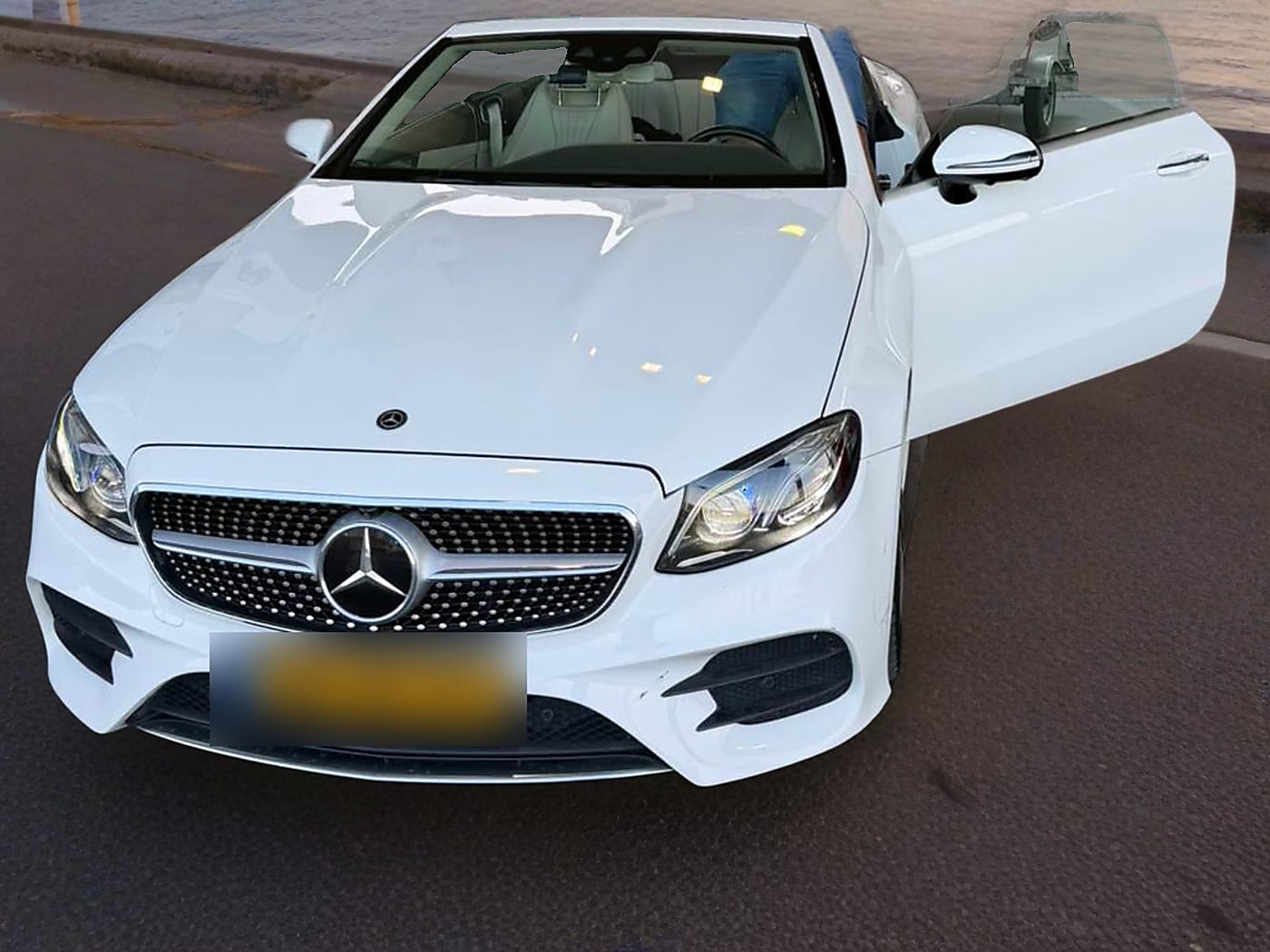 מרצדס E300 קבריולט להשכרה